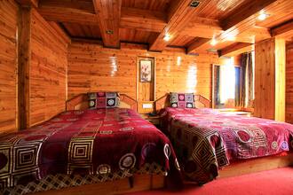 Hotel Broadway, Darjeeling 4
